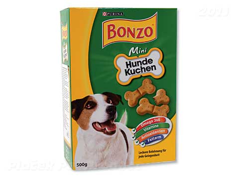 Pochoutka Bonzo kostičky půlené 500g