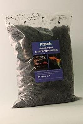 Drť akva terra černá velikost č.3  3kg  Fopeli