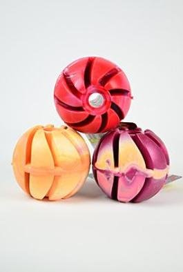 Hračka pes Míč se spirálou plovací Vanil. 7cm SP