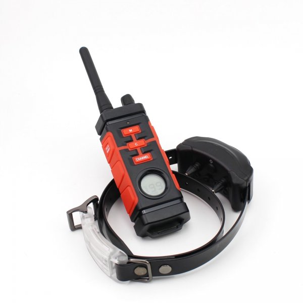 Výcvikový obojek Petrainer PET616 - pro 1 psa