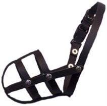 Náhubek kůže černý  B&F č. 1 pudl střední