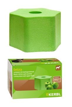 Liz DELIZIA solný pro koně 1kus + držák náplň jablko