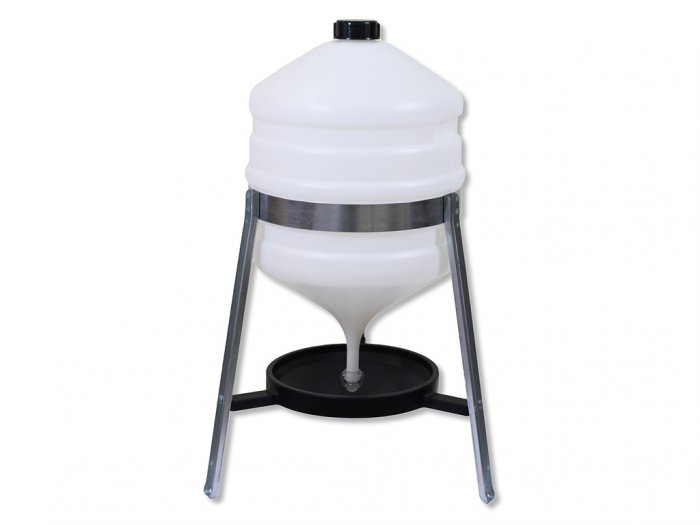 BRAVSON Barelová napáječka plastová CF 006.10 SATURNO - 30l