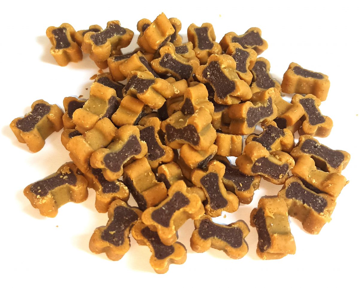 Kostičky divočina & kuře  500g - poloměkký pamlsek