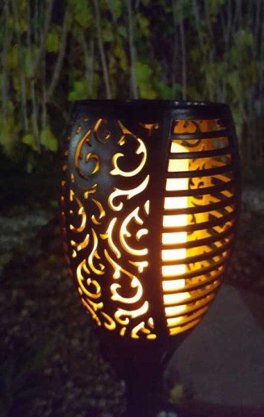 Zahradní solární lampa
