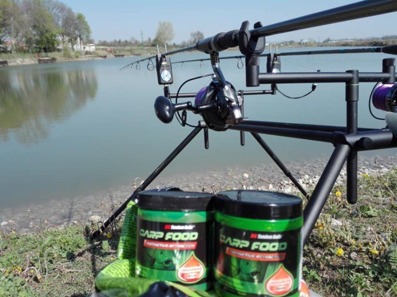 Carp Food Boosted Hookers - dipované boilies 18 mm 300g Ryba & Korýši