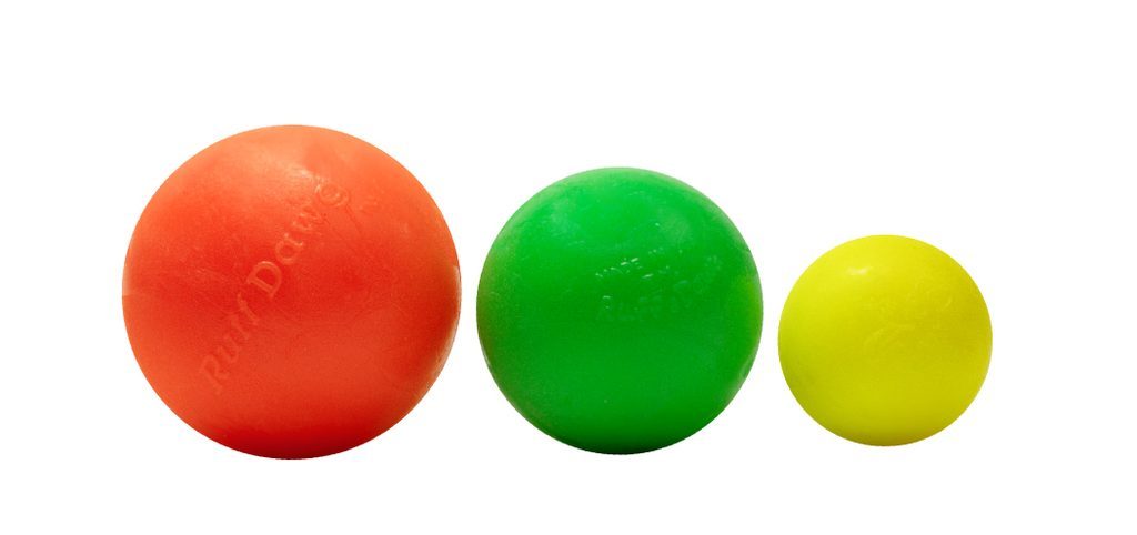 Ruff Dawg nezničitelná hračka pro psy míč 8,9cm