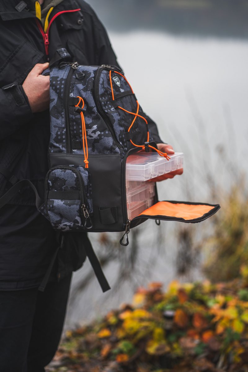 Giants fishing Vláčecí batoh Spinning Rucksack Gaube