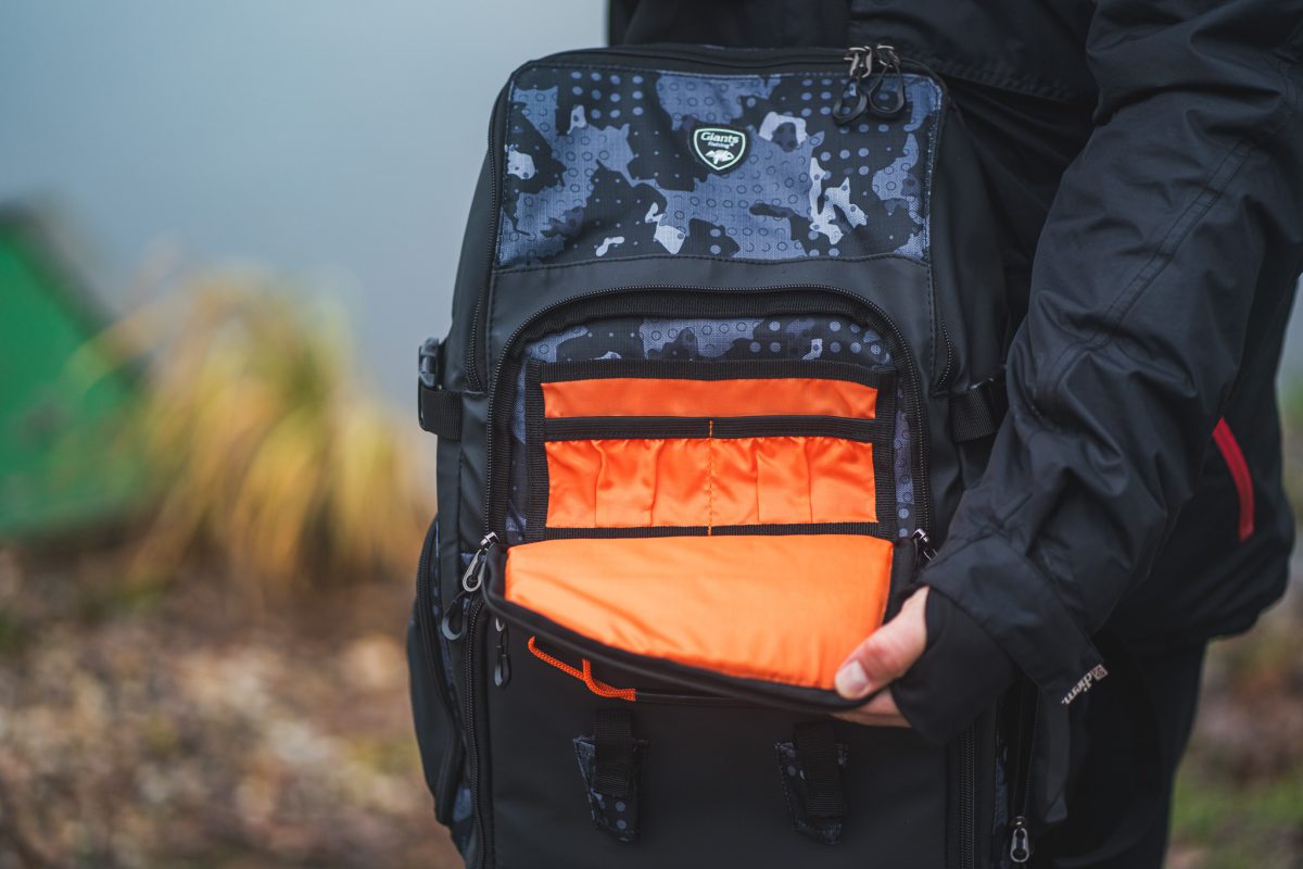 Giants fishing Vláčecí batoh Spinning Rucksack Deluxe