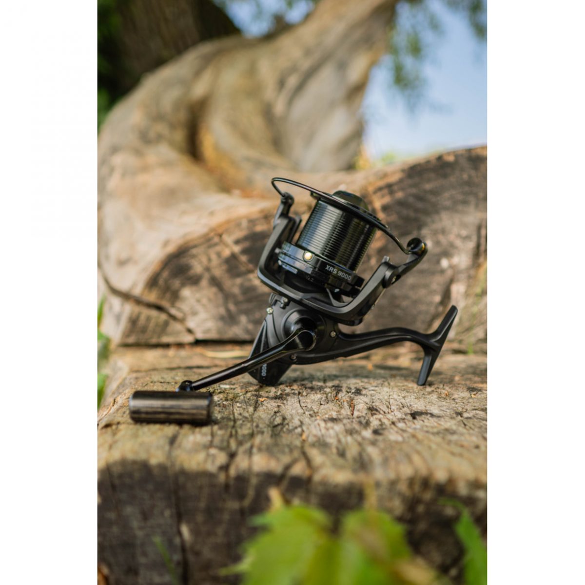 Giants fishing Naviják XRS FD 9000 + černá cívka 10000 ZDARMA!