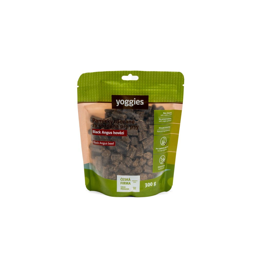 Yoggies Black Angus hovězí pamlsky lisované za studena 300g