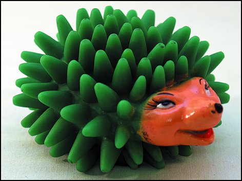 Hračka ježek vinylový